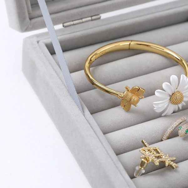 Velvet Jewelry Organizer Box with Glass Cover – Display & Storage for Rings, Earrings, Bracelets